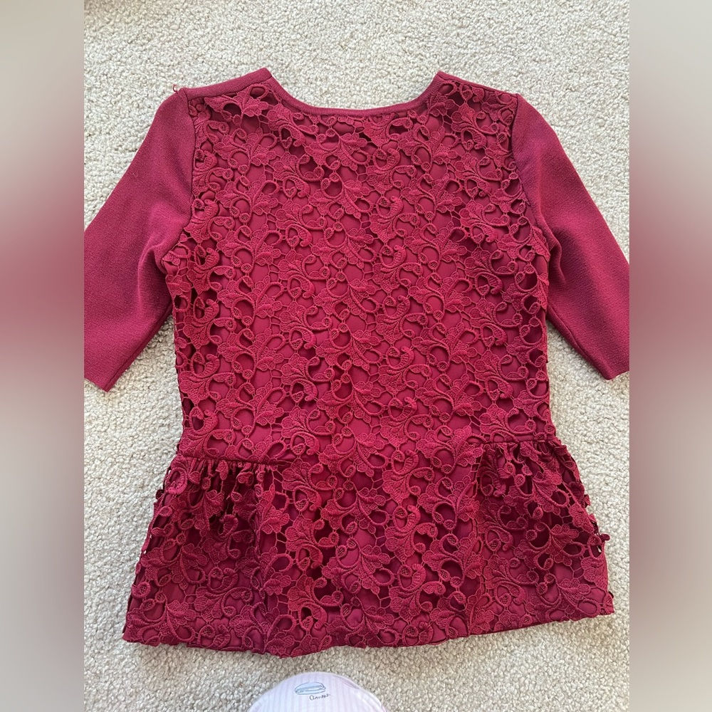 Ann Taylor Lace knit Top XS